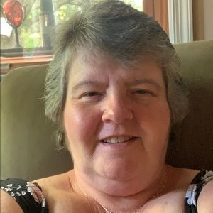 Meet your Posher, Renee